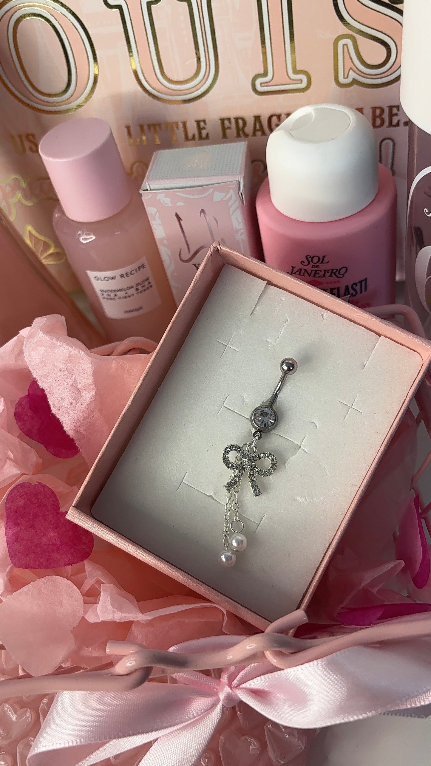 Elegance Bow Belly Bar
