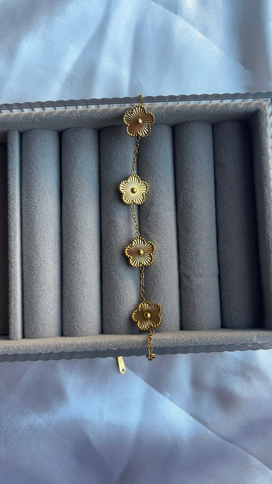 Gold Clover Bracelet
