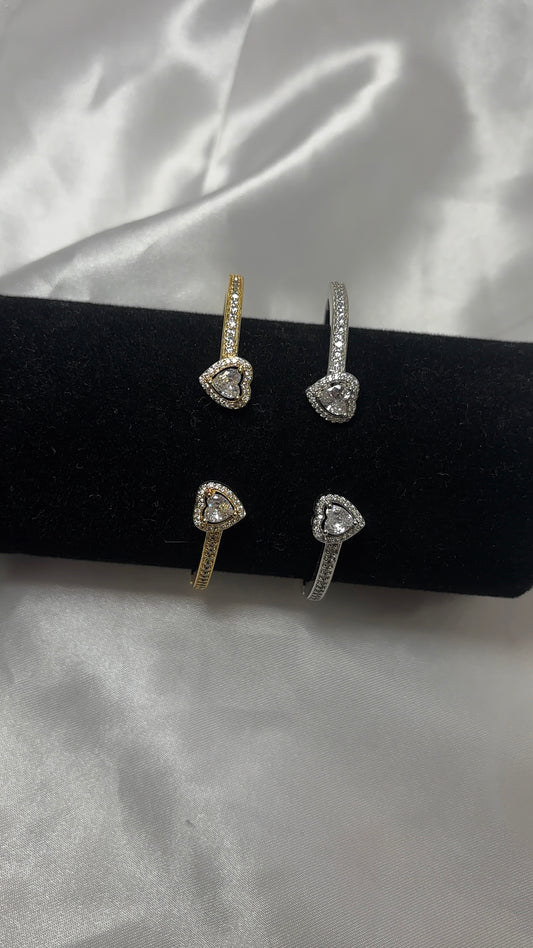 Heart bangle