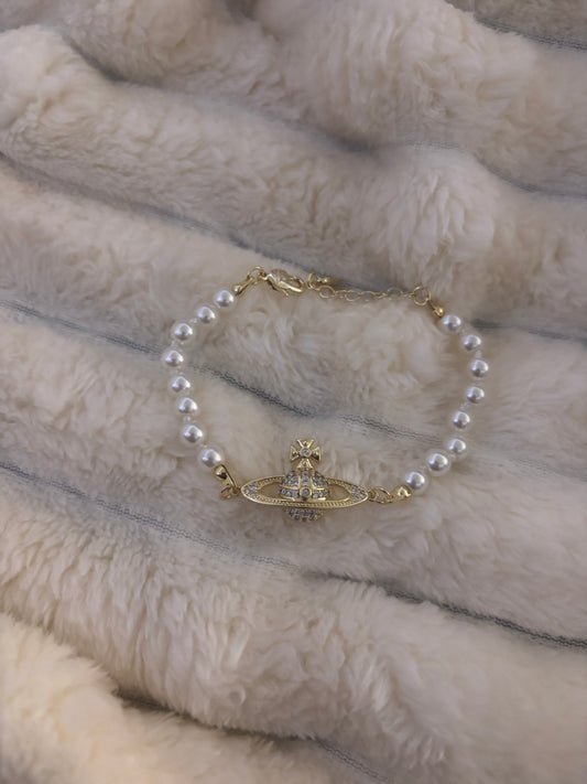 VW gold pearl bracelet